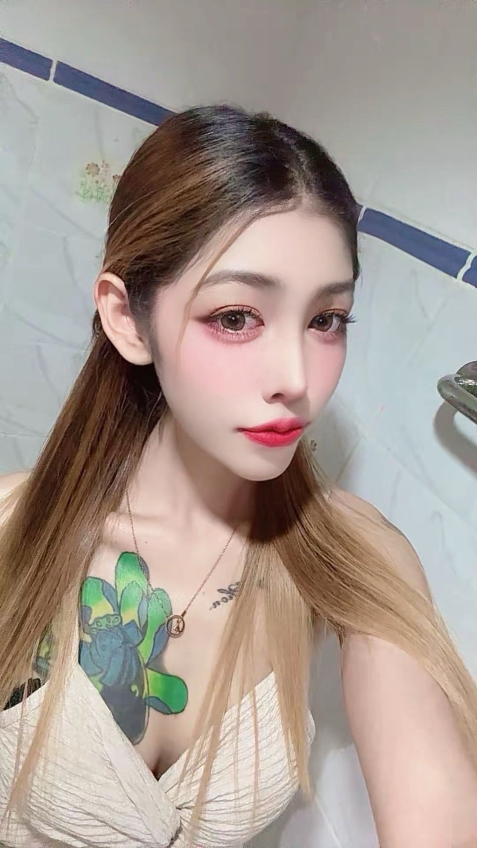 台北定點茶 三寶 援交:圖片 2